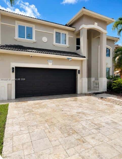 5513 SW 164th Ct, Miami FL 33185