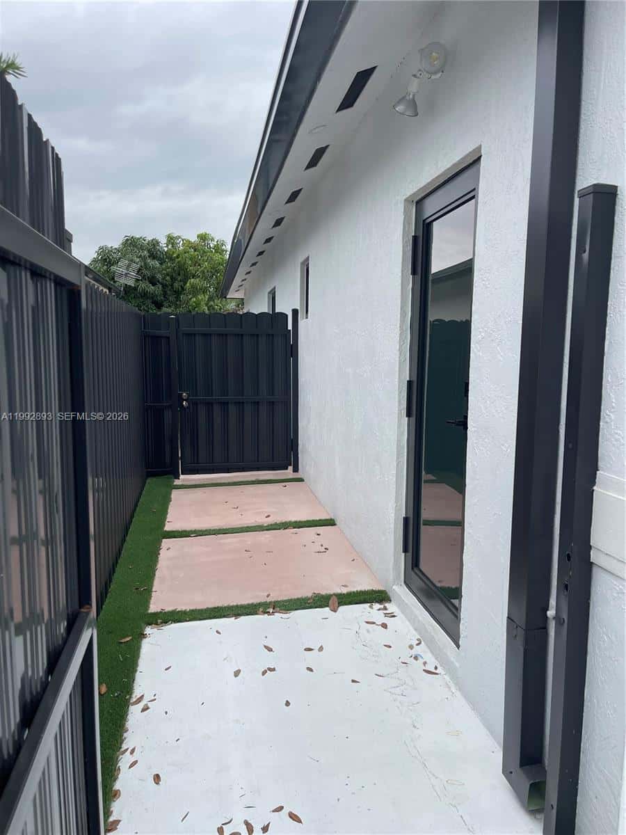 14554 SW 161 Ct, Miami FL 33196