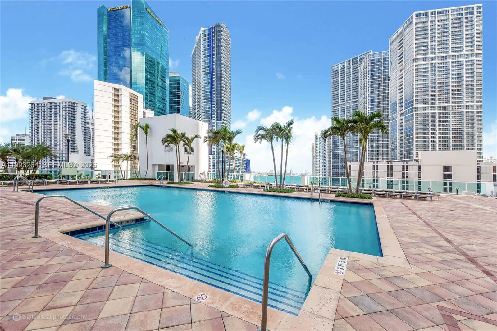 31 SE 5th St # 2708, Miami FL 33131