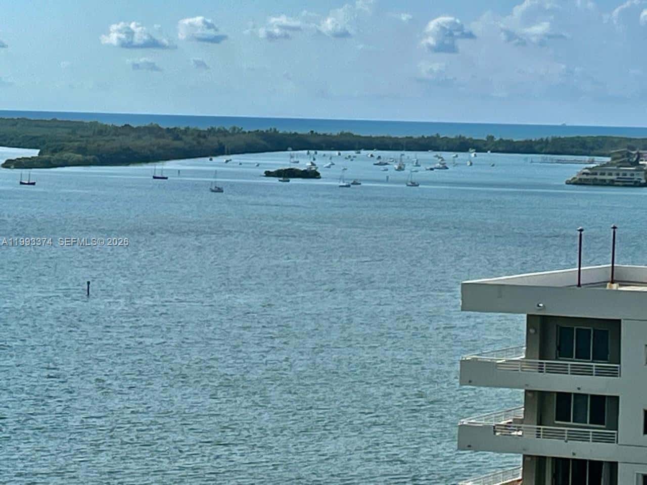 1300 Brickell Bay Dr # 1806, Miami FL 33131