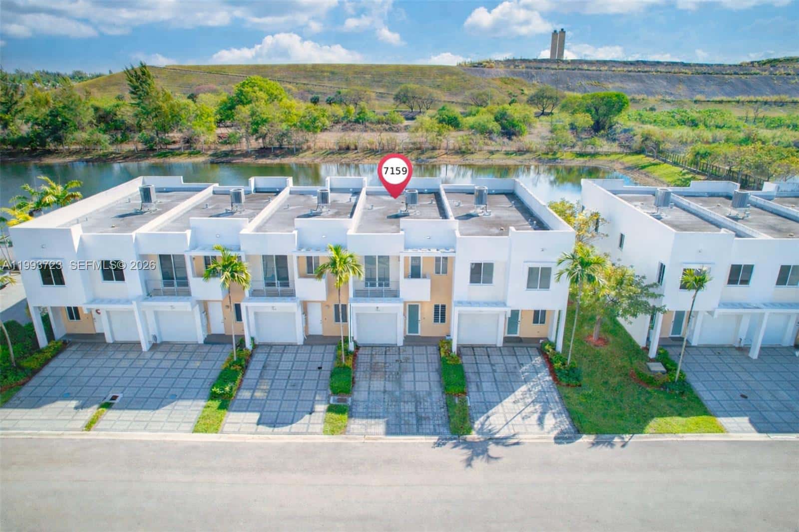 7159 NW 102nd Place, Doral FL 33178