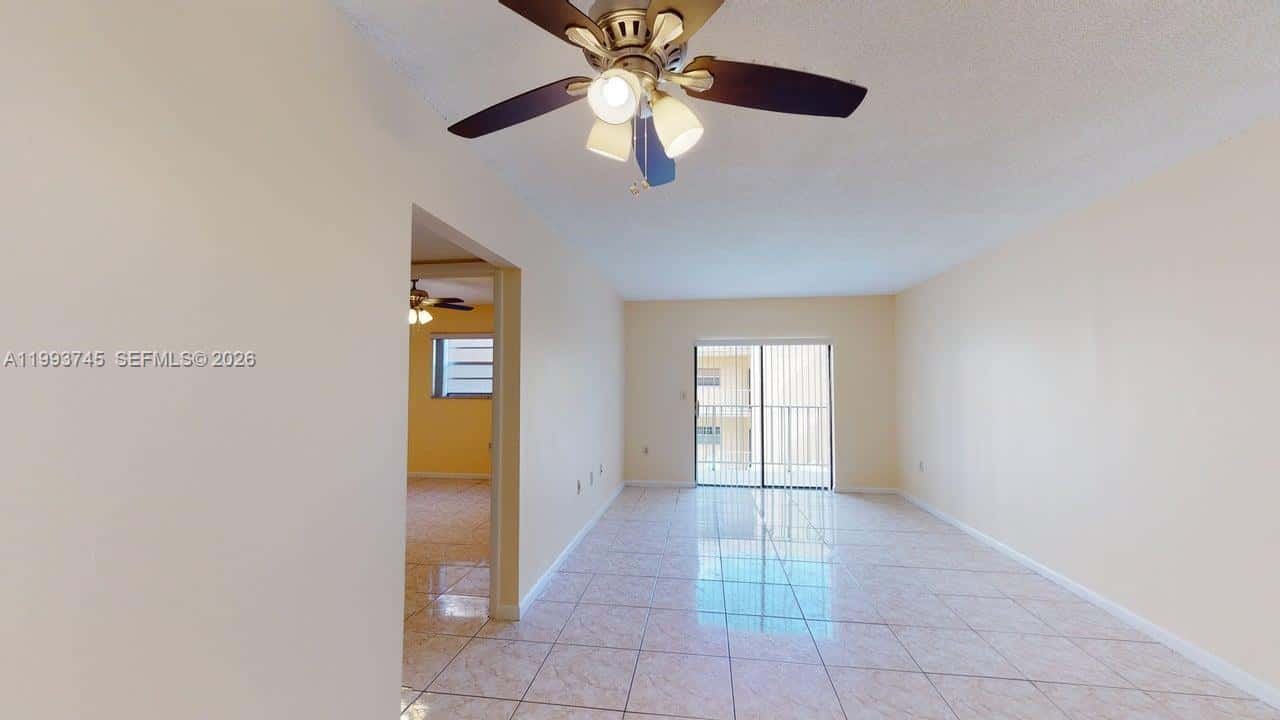 1955 NE 135th St # 301, North Miami FL 33181