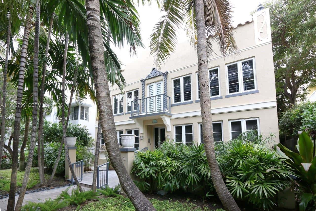 1018 Meridian Ave # 6, Miami Beach FL 33139