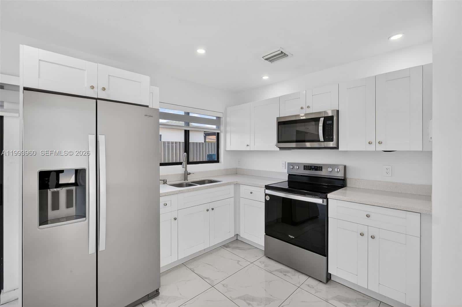 2492 SW 44th Street # 2492, Miami FL 33142