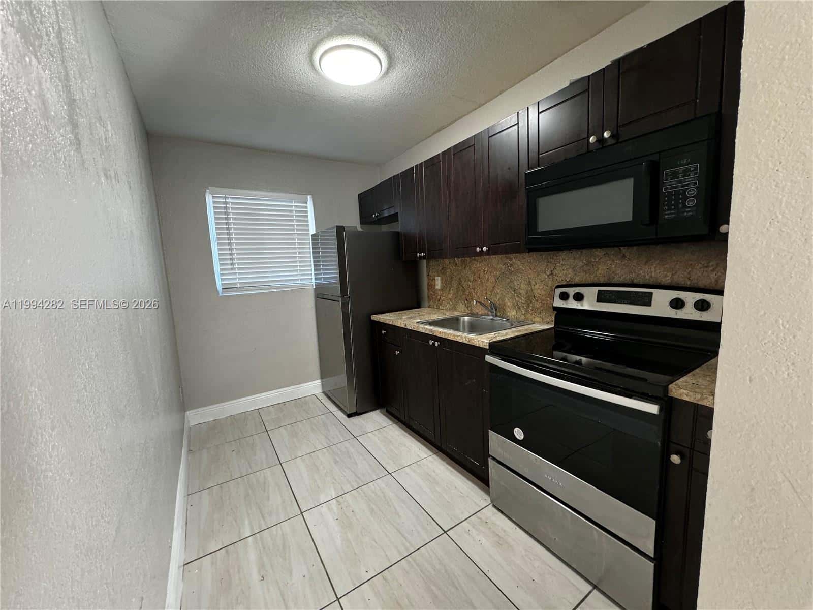 1940 Washington Ave # 11, Opa-Locka FL 33054