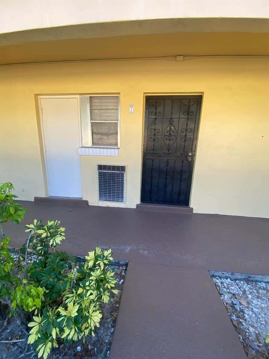 20200 NE 27th Court # 7j, Aventura FL 33180