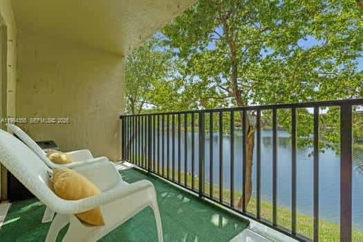 15430 SW 82nd Ln # 625, Miami FL 33193