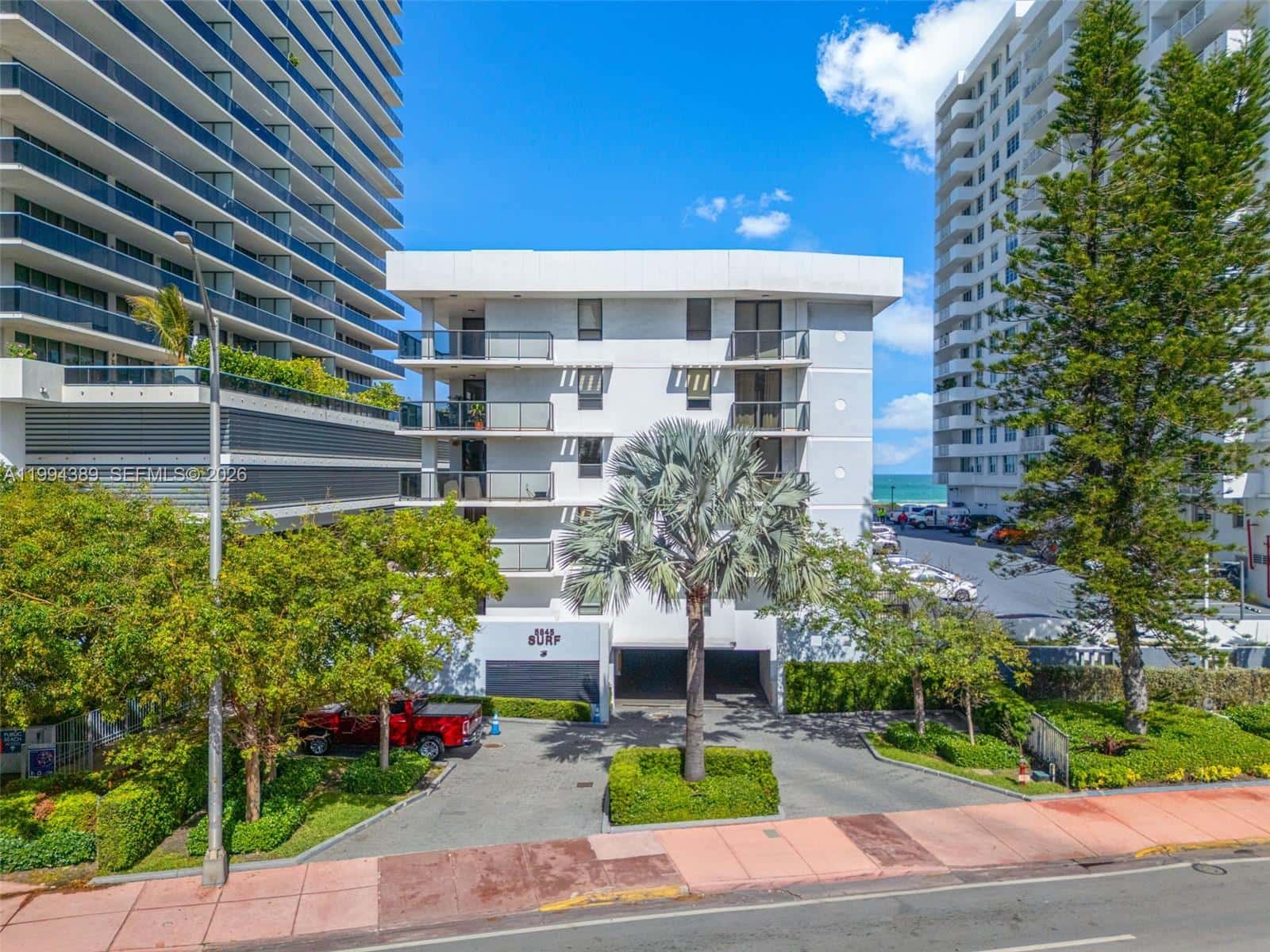 5845 Collins Ave # 101, Miami Beach FL 33140