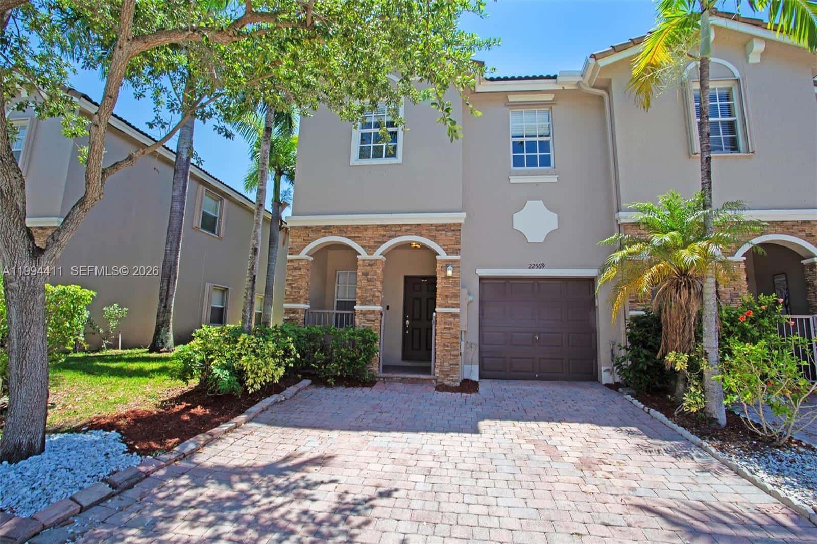 22569 SW 89th Pl, Cutler Bay FL 33190
