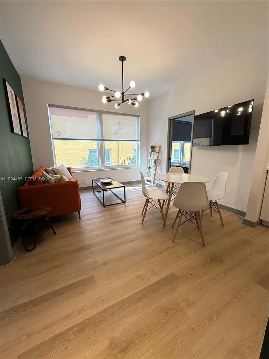 1320 Drexel Ave # 302, Miami Beach FL 33139