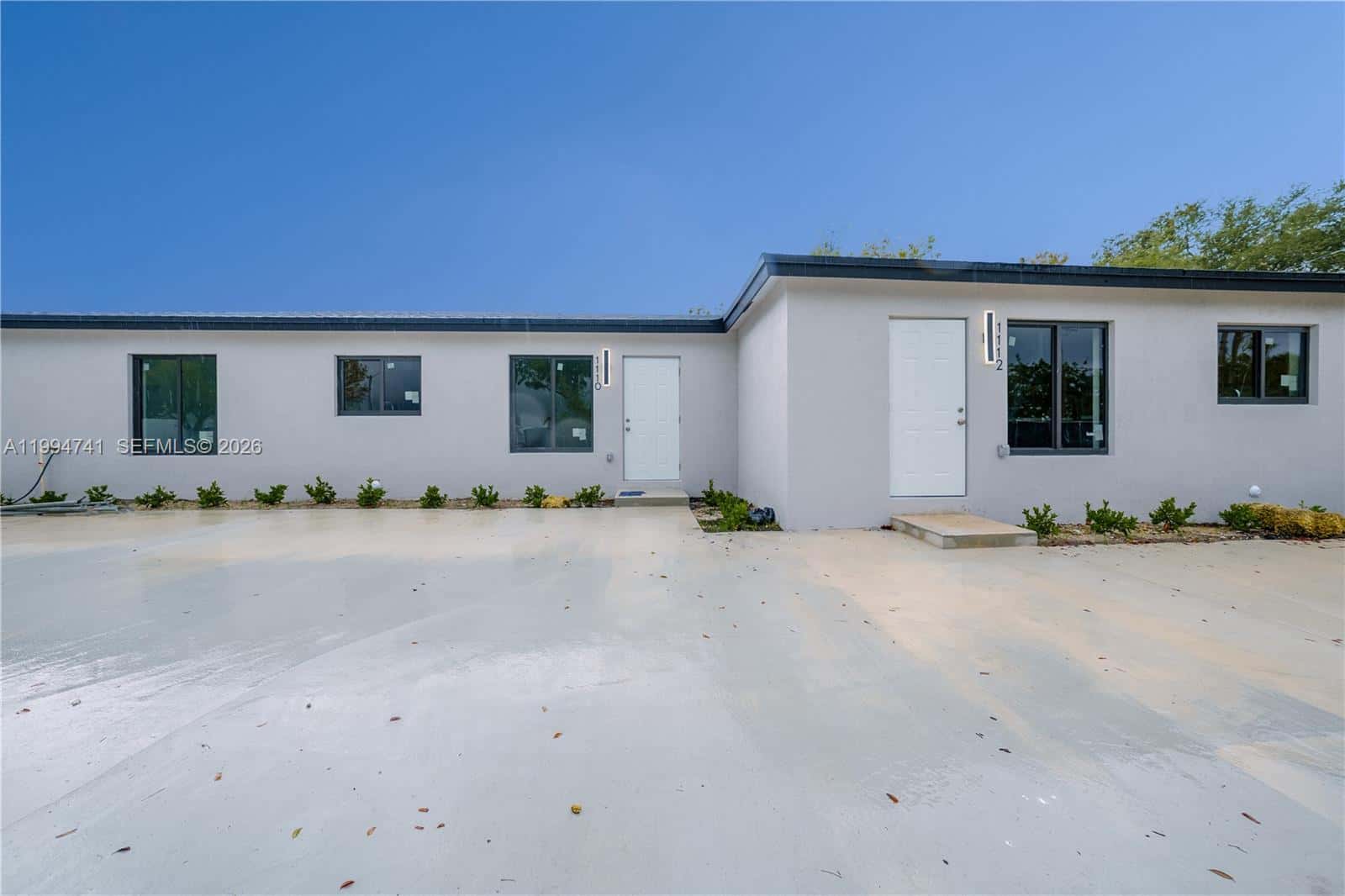 1112 NW 81st St, Miami FL 33150