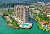 1800 NE 114th St # 401, Miami FL 33181