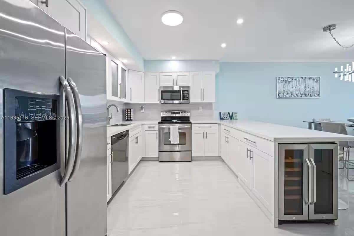 19370 Collins Ave # 1121, Sunny Isles Beach FL 33160