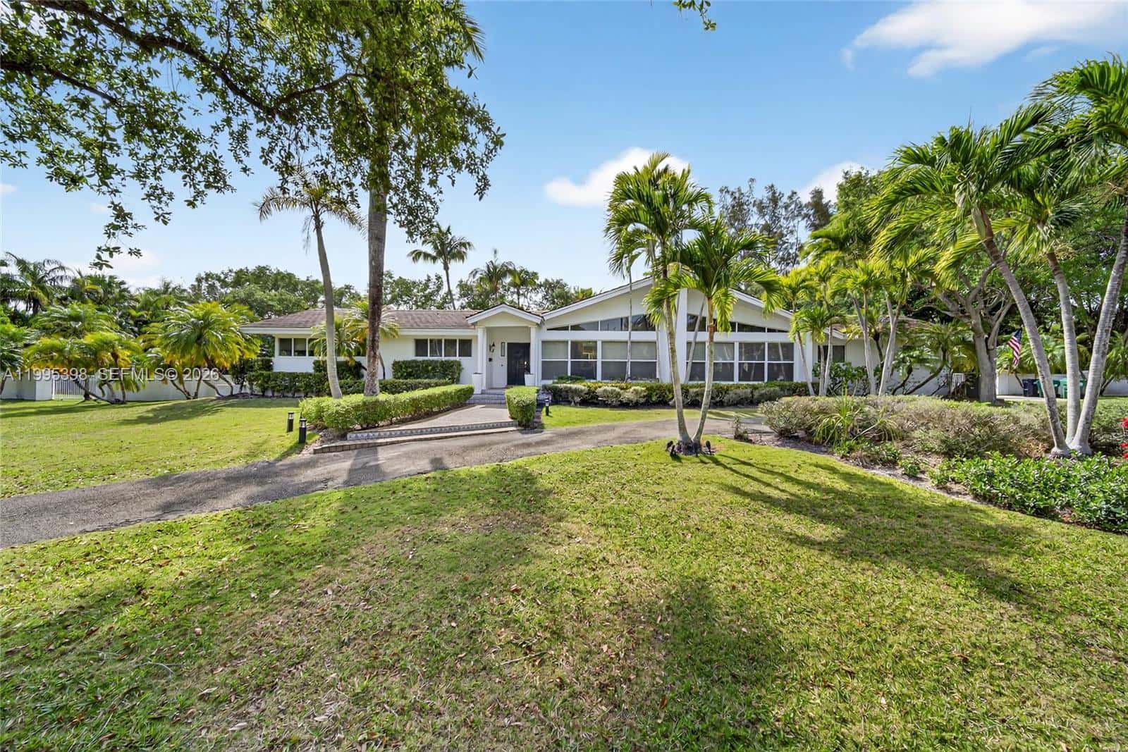 12330 Pine Needle Ln, Pinecrest FL 33156