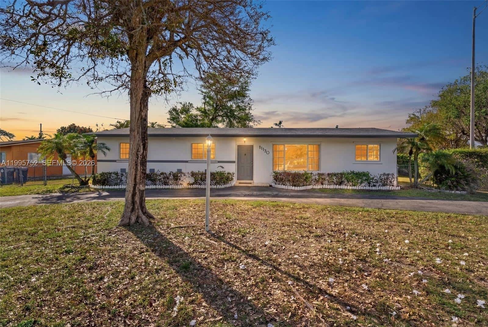 11190 SW 57th St, Miami FL 33173