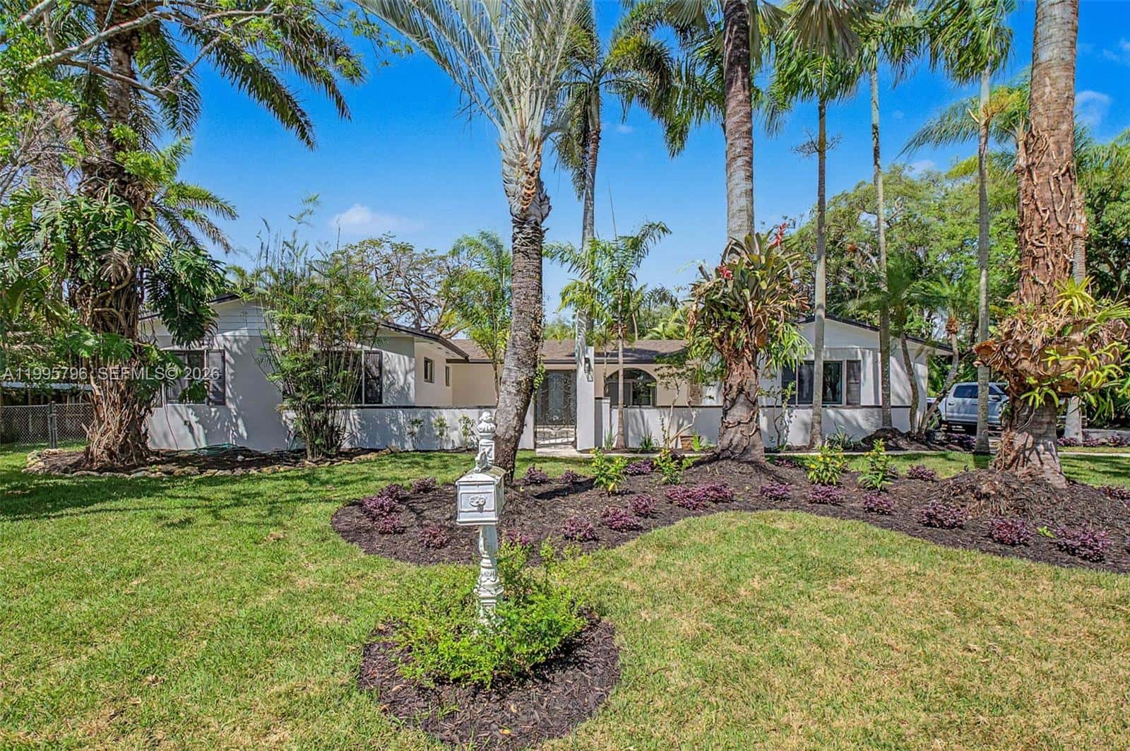 17050 SW 83rd Ave, Palmetto Bay FL 33157