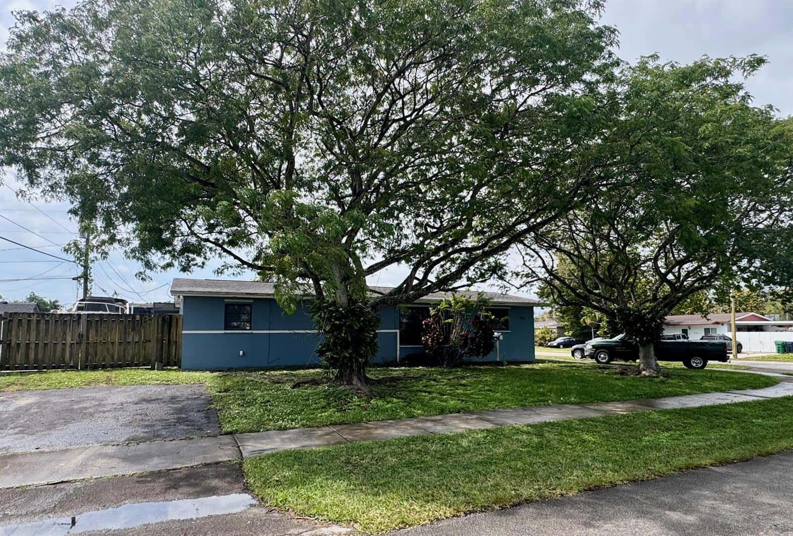 10060 SW 214th Street, Cutler Bay FL 33189
