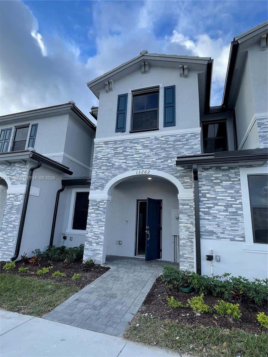 13262 SW 287th Ter, Miami FL 33033