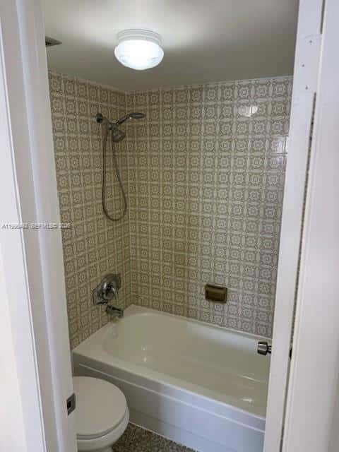3545 NE 167th St # 503, North Miami Beach FL 33160