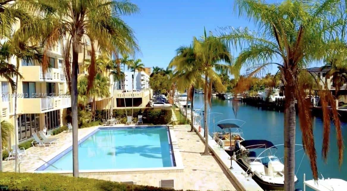 2350 NE 135th St # 308, North Miami FL 33181