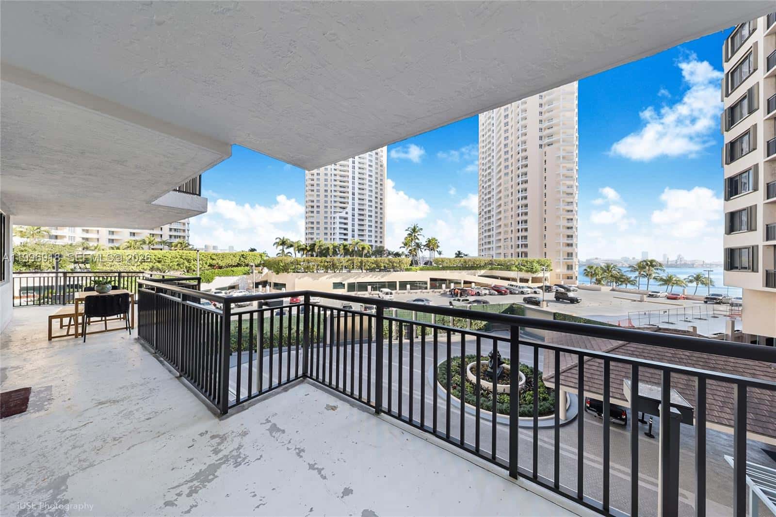 540 Brickell Key Dr # 608, Miami FL 33131