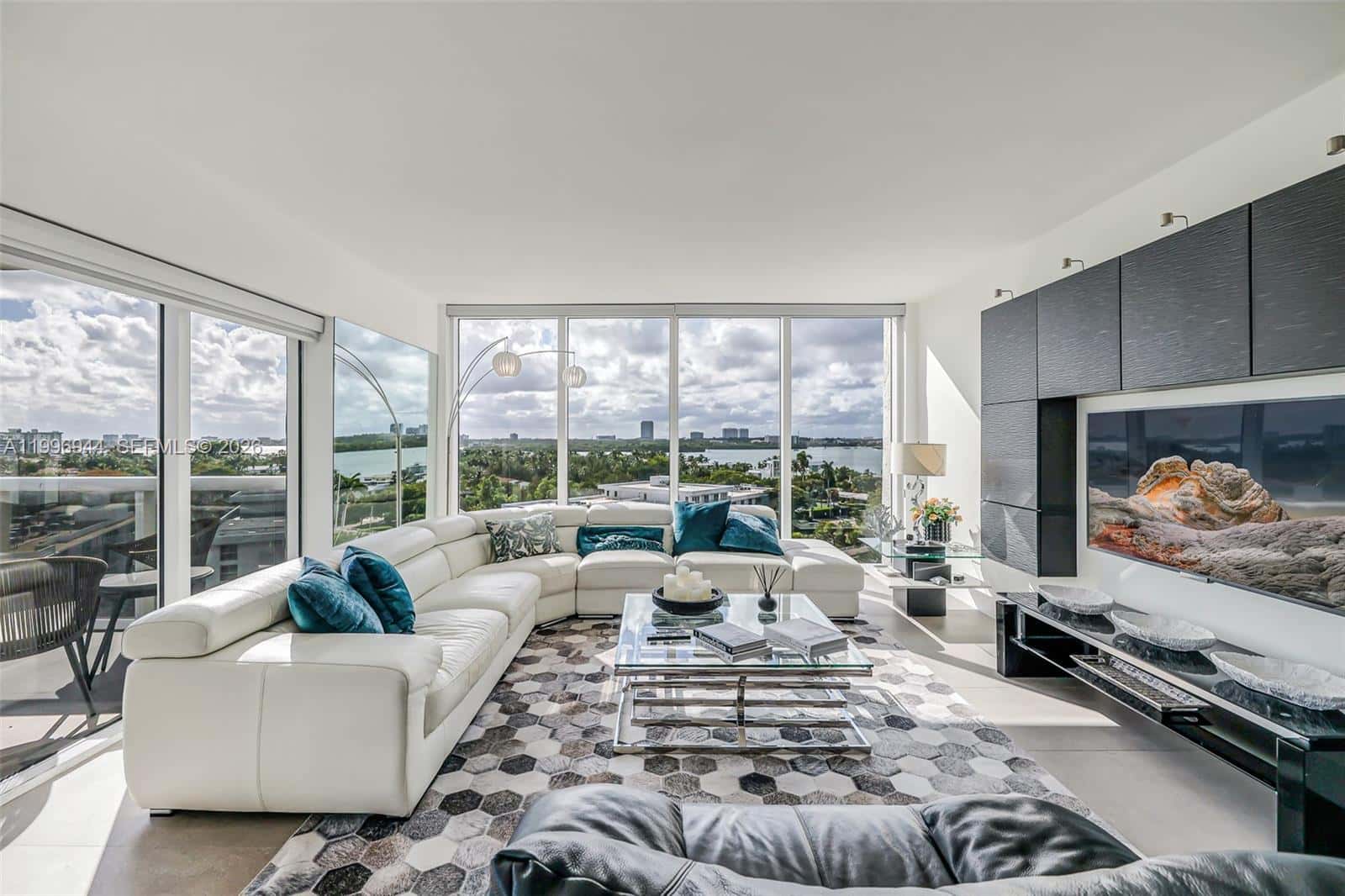 10275 Collins Ave # 722, Bal Harbour FL 33154