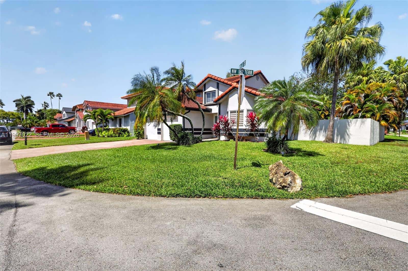 18198 NW 61st Ct, Hialeah FL 33015