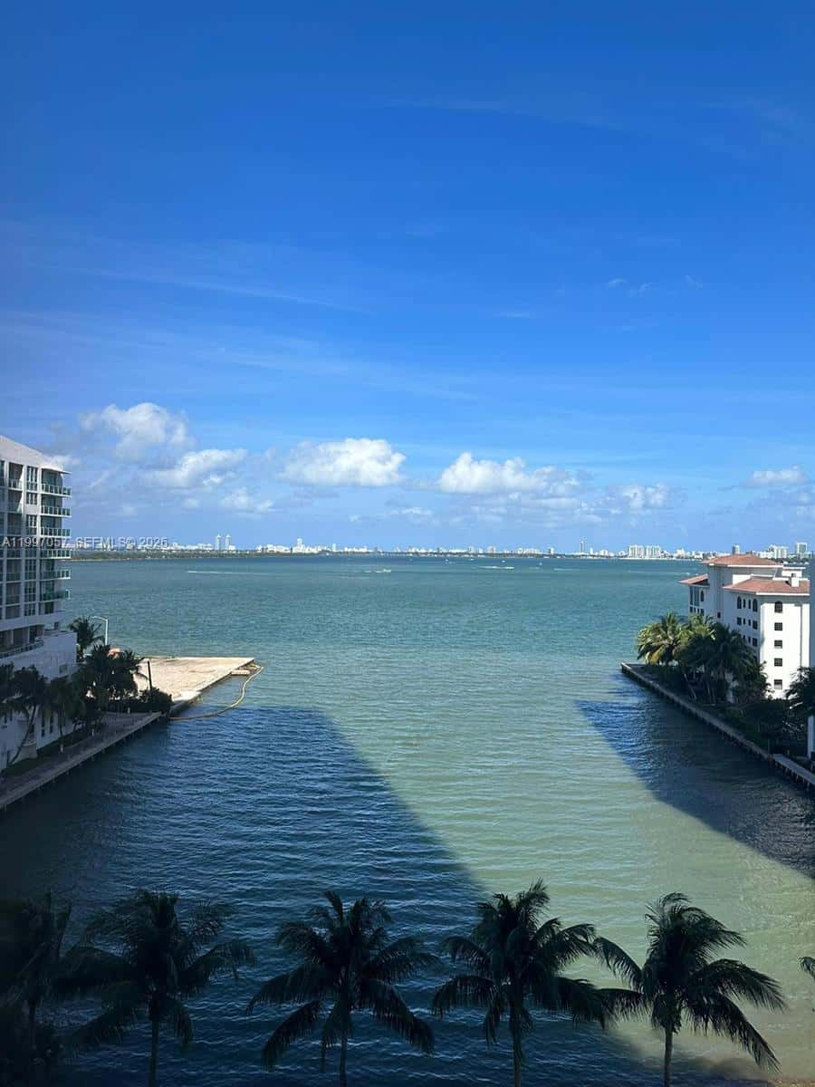 460 NE 28th St # 705, Miami FL 33137