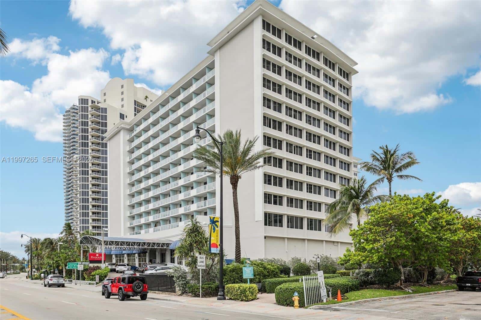 19201 Collins Ave # 223, Sunny Isles Beach FL 33160