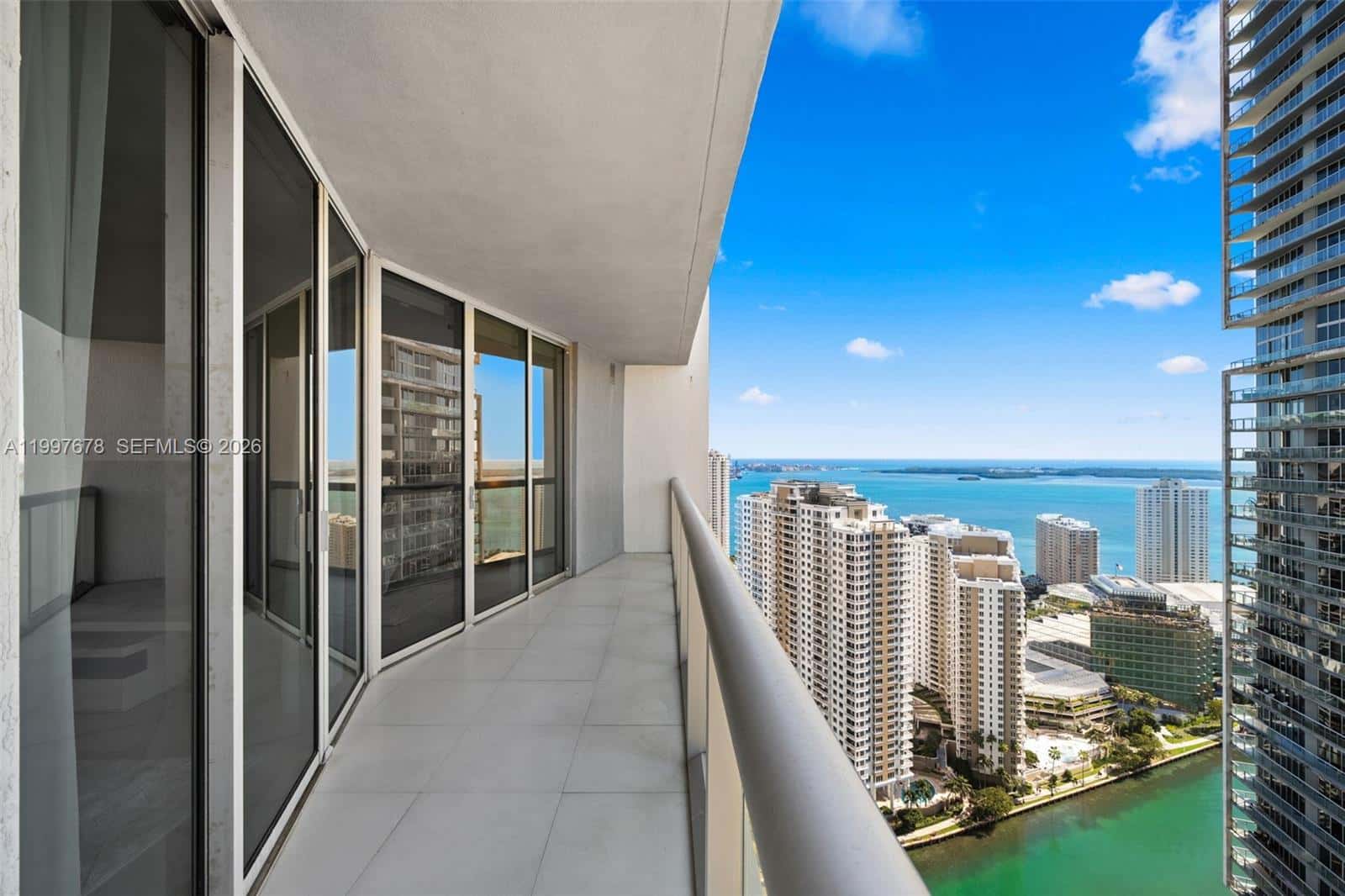 475 Brickell Ave # 3711, Miami FL 33131