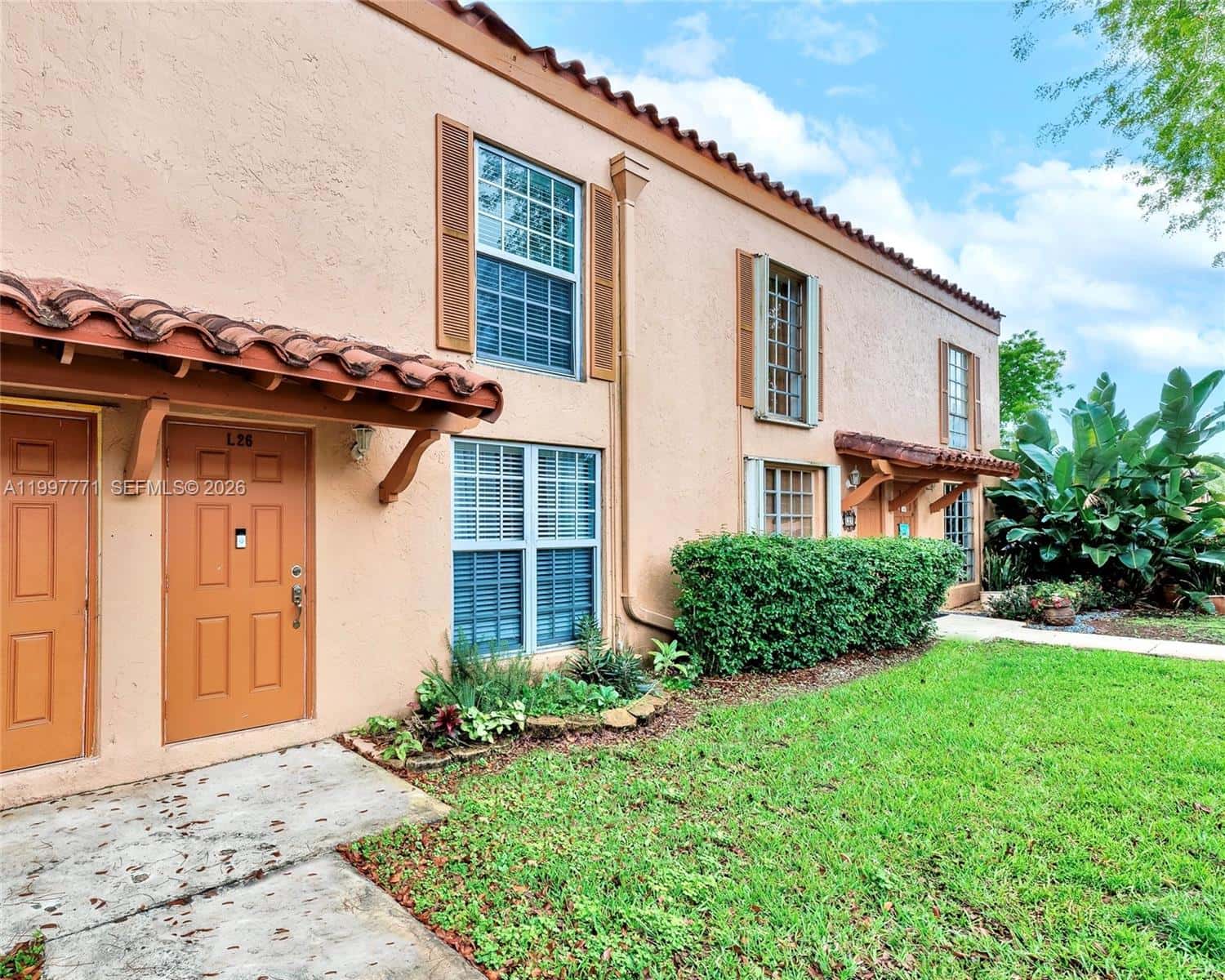 7130 Fairway Dr # L26, Miami Lakes FL 33014