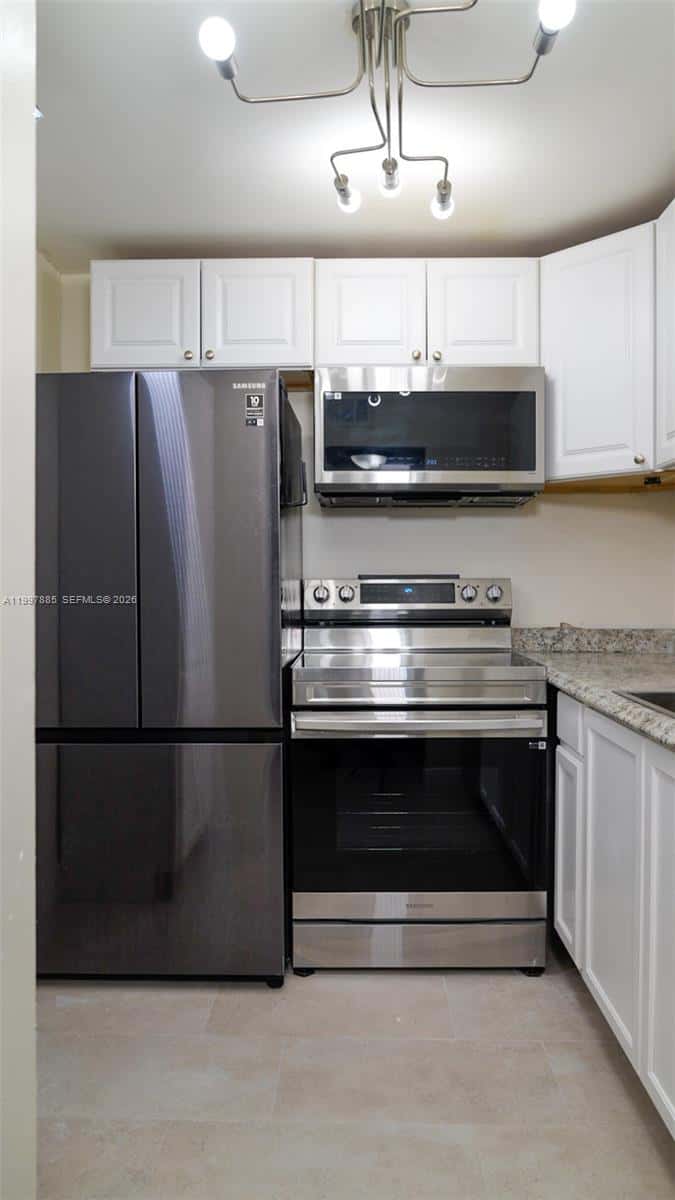 2935 NE 163rd St # 4T, North Miami Beach FL 33160