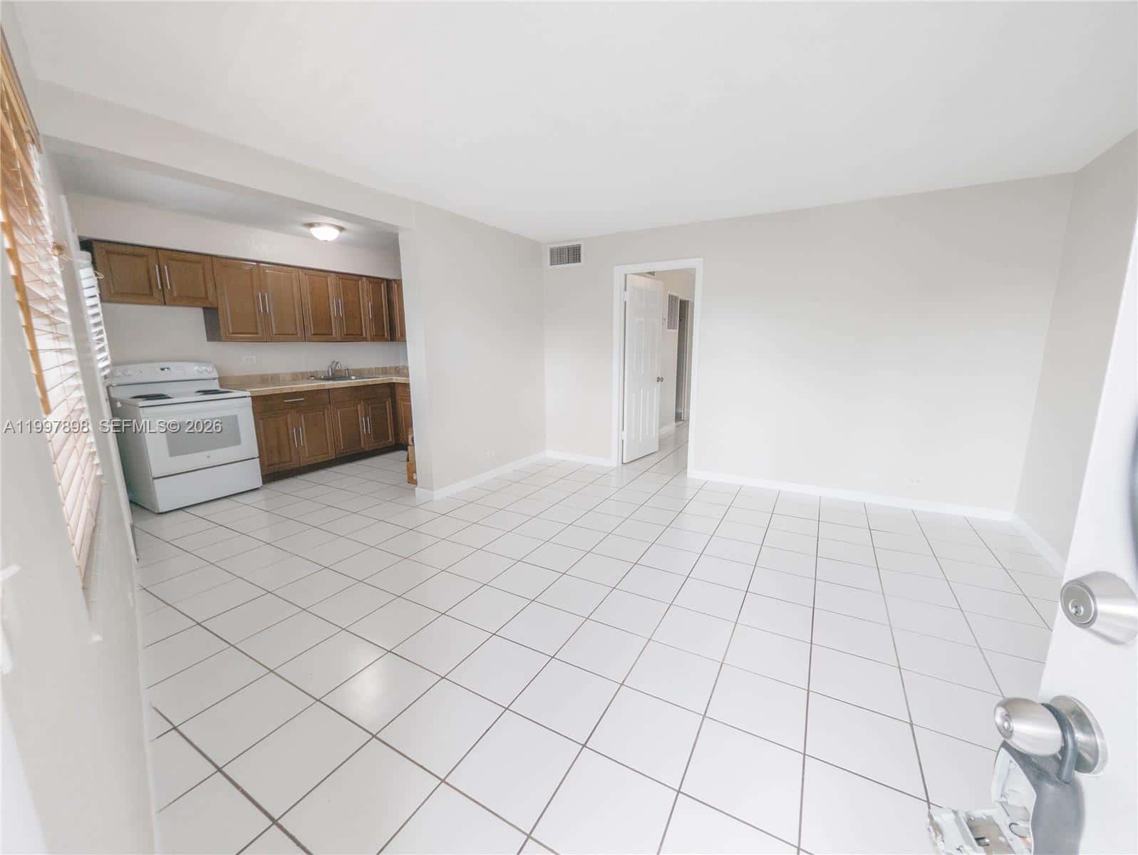 1610 NW N River Dr # 204, Miami FL 33125