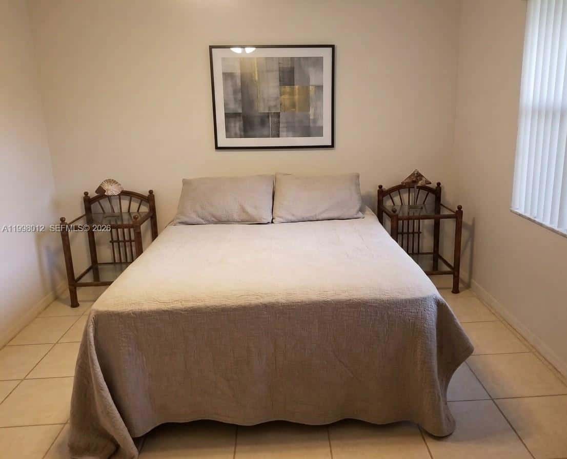 15989 SW 149th Ter # 15989, Miami FL 33196