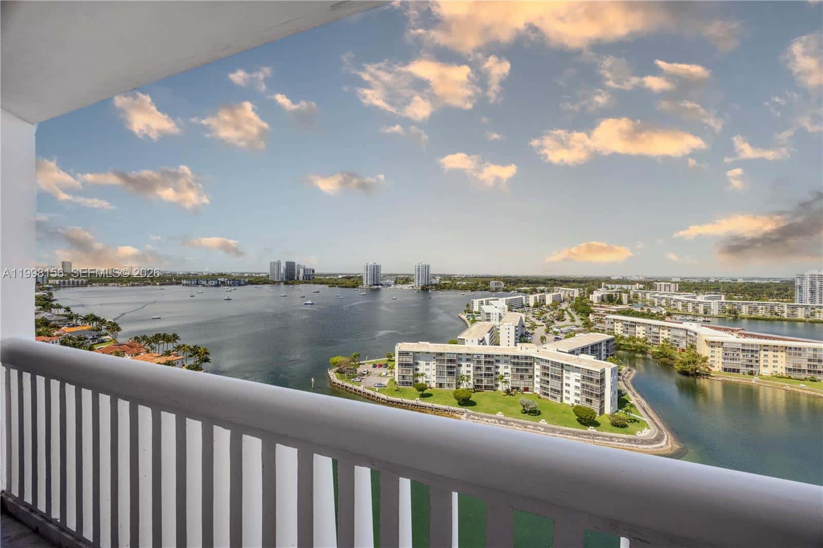 1000 W Island Blvd # 1910, Aventura FL 33160