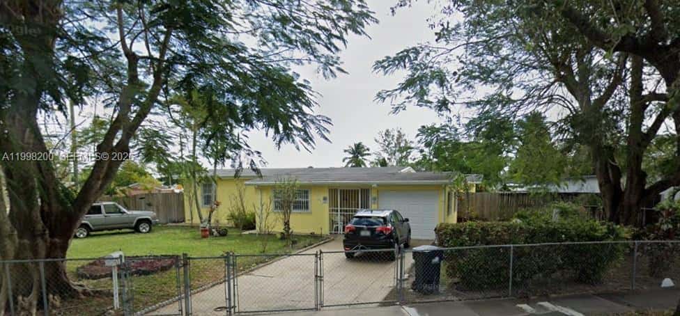 4401 SW 112th Ave, Miami FL 33165