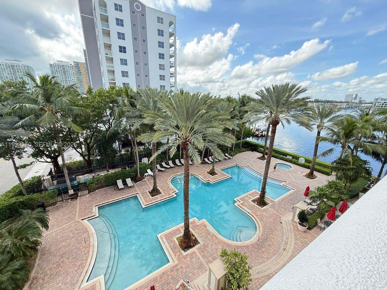 17100 N Bay Rd # 1502, Sunny Isles Beach FL 33160