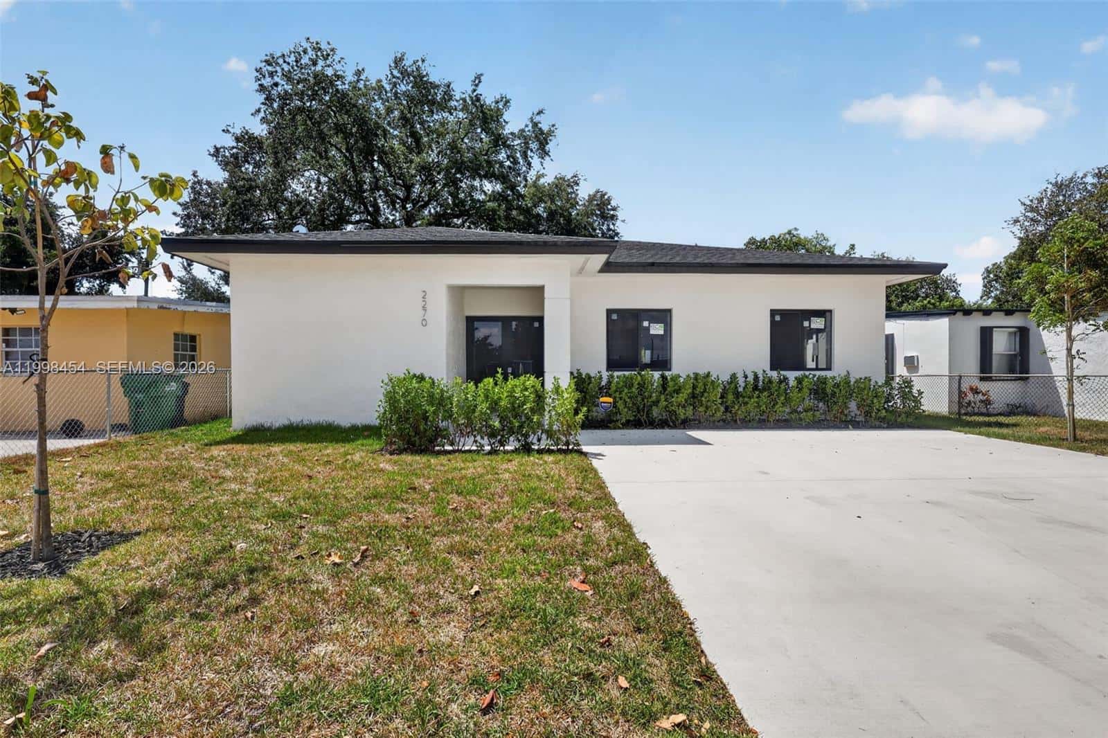 2270 Service Rd, Opa-Locka FL 33054