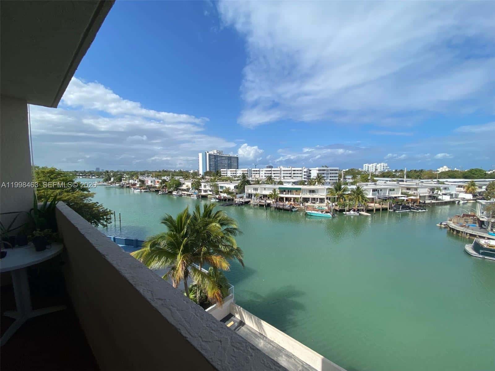 7125 Bay Dr # 506, Miami Beach FL 33141