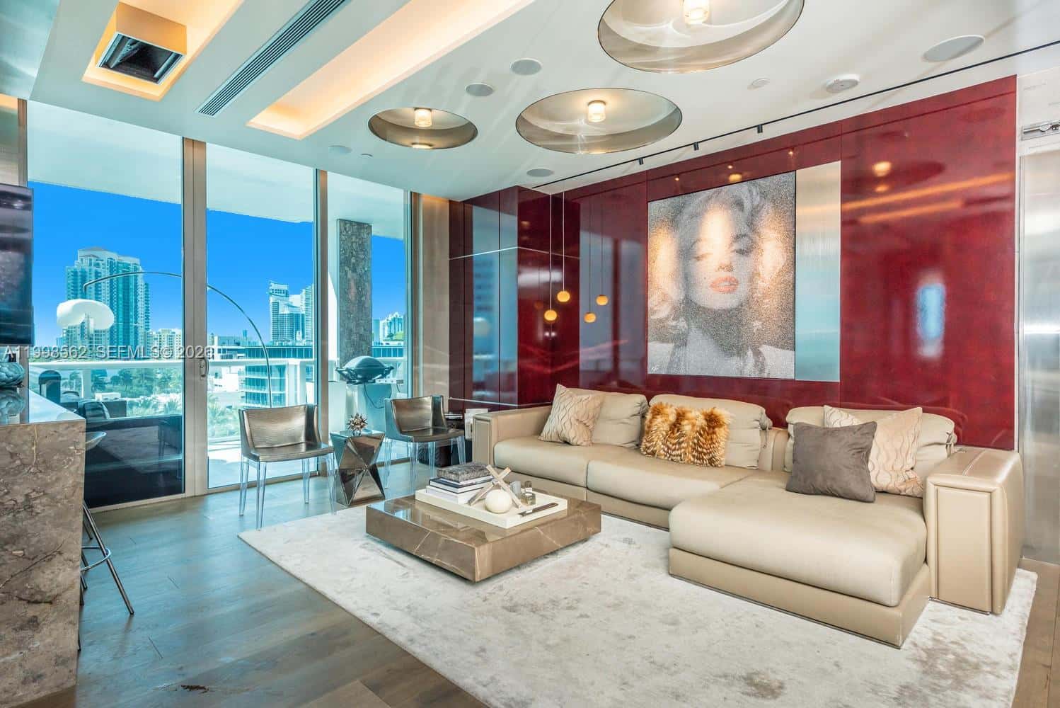 50 S Pointe Dr # 905, Miami Beach FL 33139