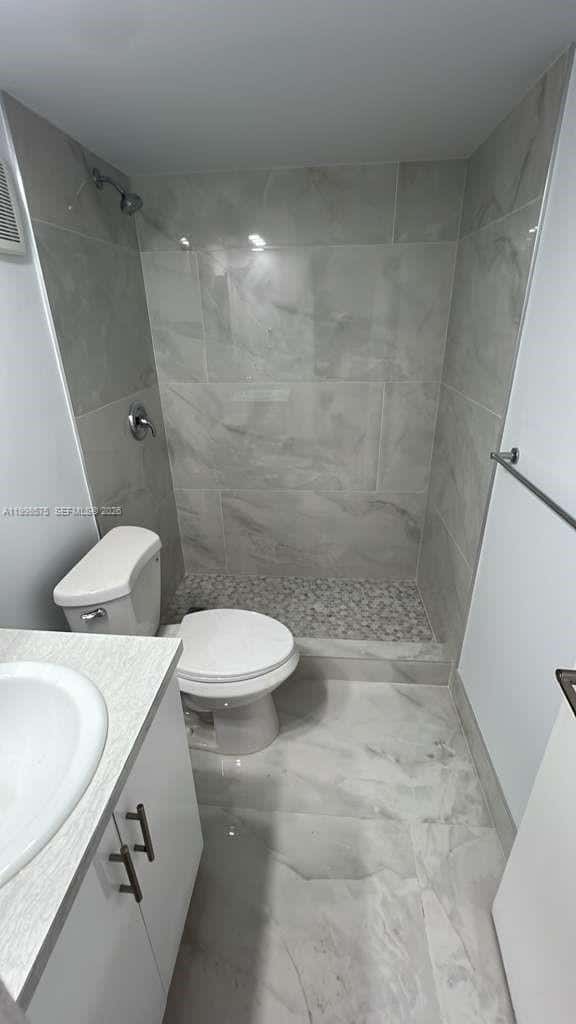 4480 Palm Ave # 402, Hialeah FL 33012