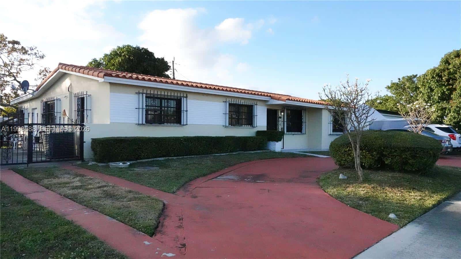 3420 SW 104th Ave, Miami FL 33165