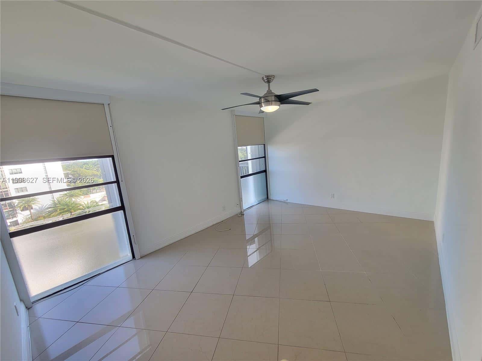 3301 N Country Club Dr # 811, Aventura FL 33180