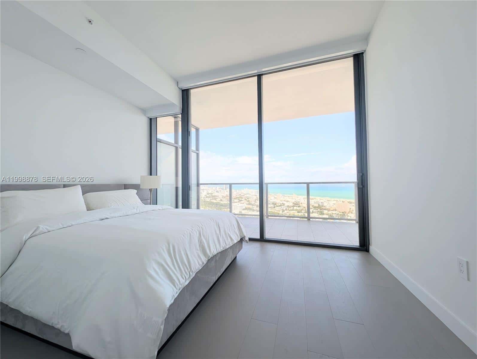 500 Alton Rd # 3905, Miami Beach FL 33139