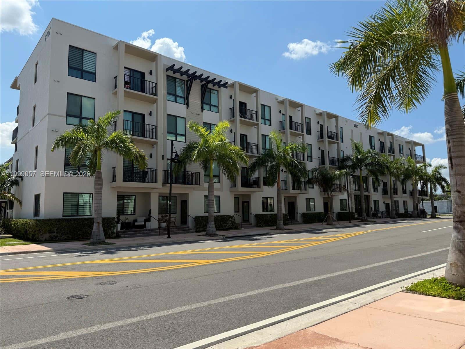8167 NW 41st St # 409, Doral FL 33166
