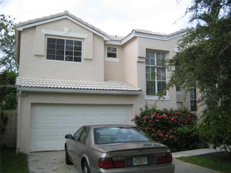9721 SW 155 AV, Miami FL 33196