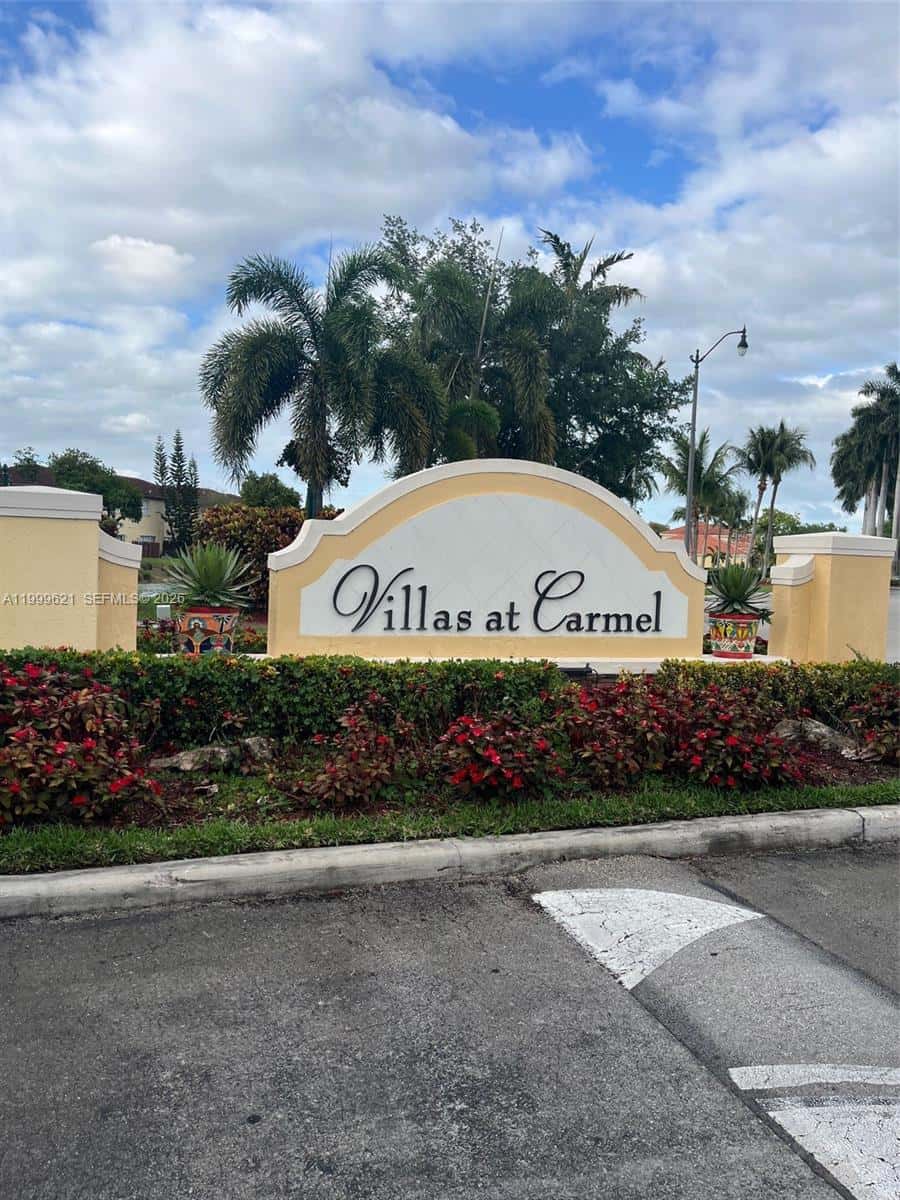 1650 NE 33rd Rd # 10, Homestead FL 33033