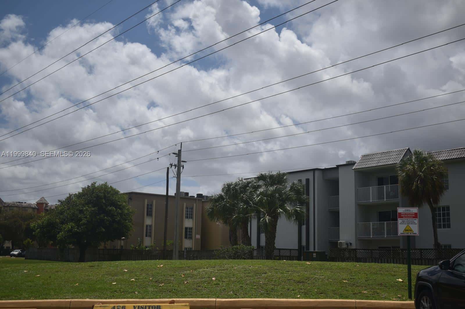 5231 Geneva Way # 204, Doral FL 33166