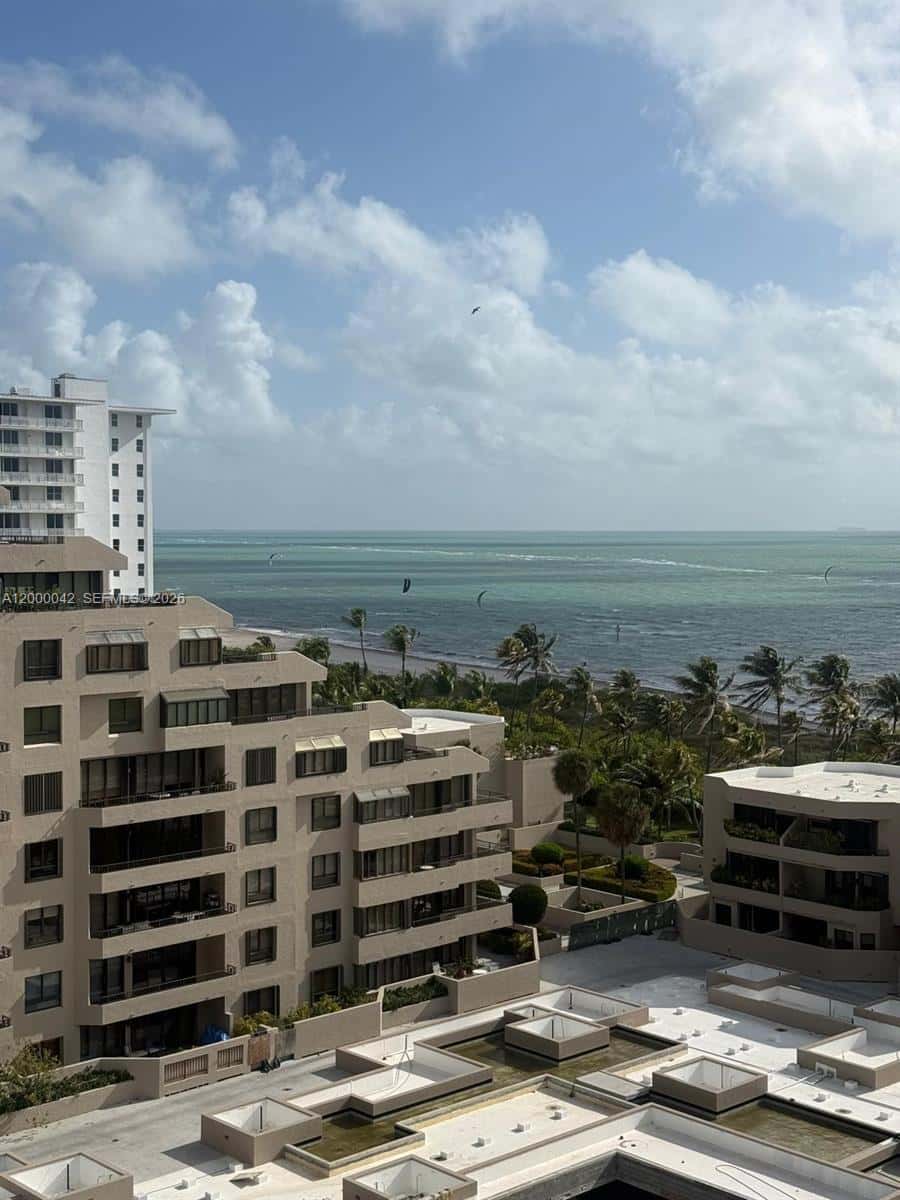 201 Crandon Blvd # 932, Key Biscayne FL 33149