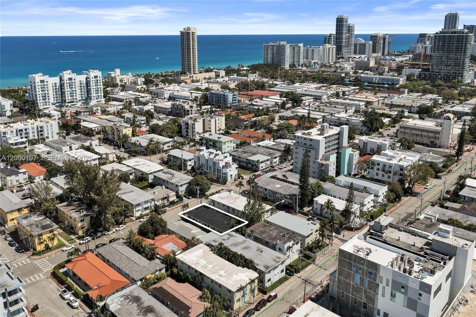 7710 Carlyle Ave, Miami Beach FL 33141